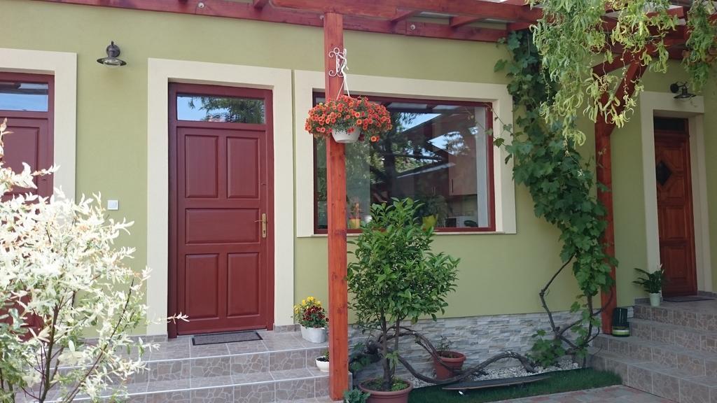 Diana Apartmanhaz Keszthely Εξωτερικό φωτογραφία